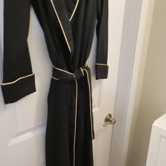 Diamon Tea Gown by Diane Deckel - Vintage Montreal Gown - Belt - Picture 2 of 13